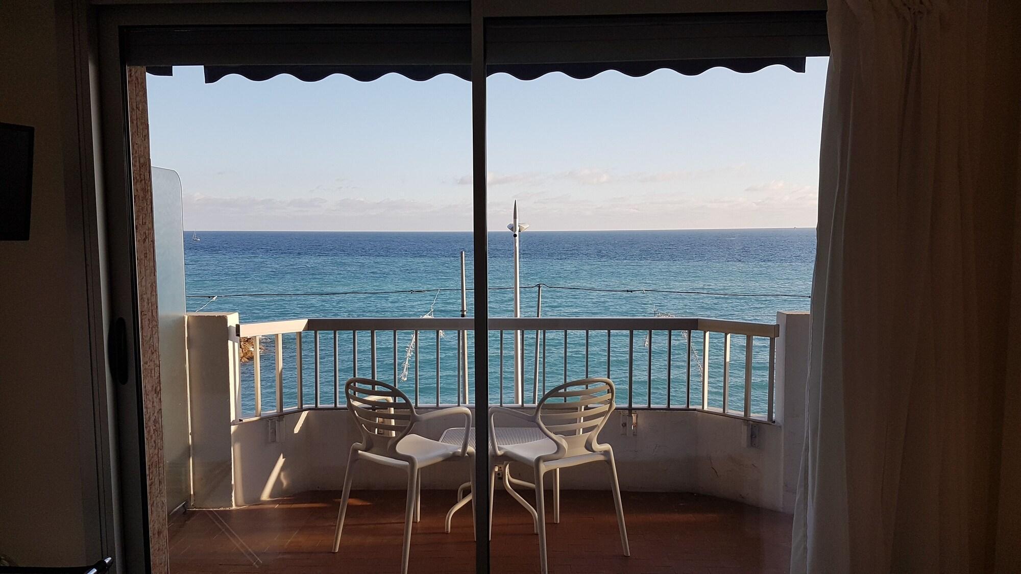 Hotel Le Dauphin Menton Ngoại thất bức ảnh