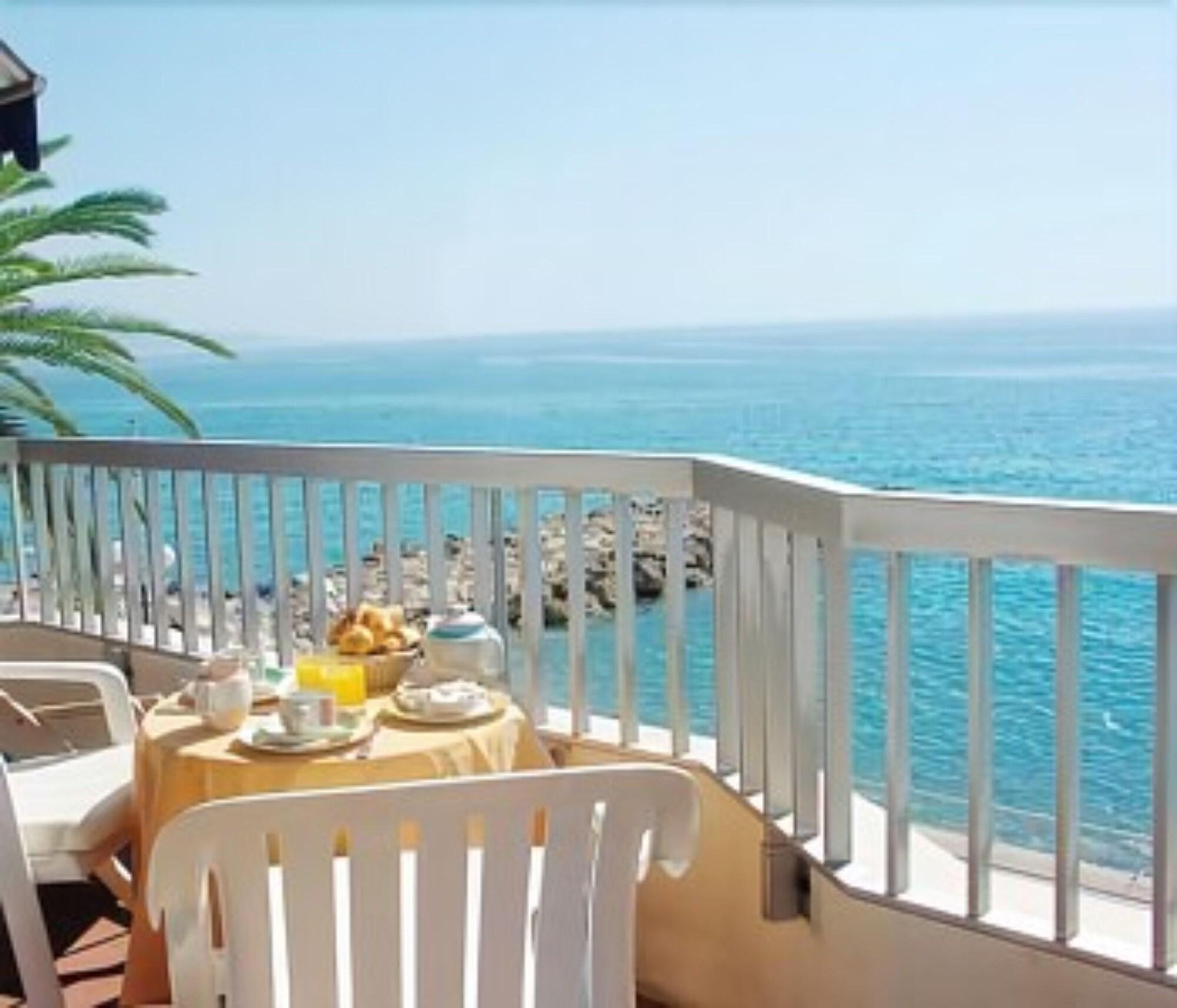 Hotel Le Dauphin Menton Ngoại thất bức ảnh