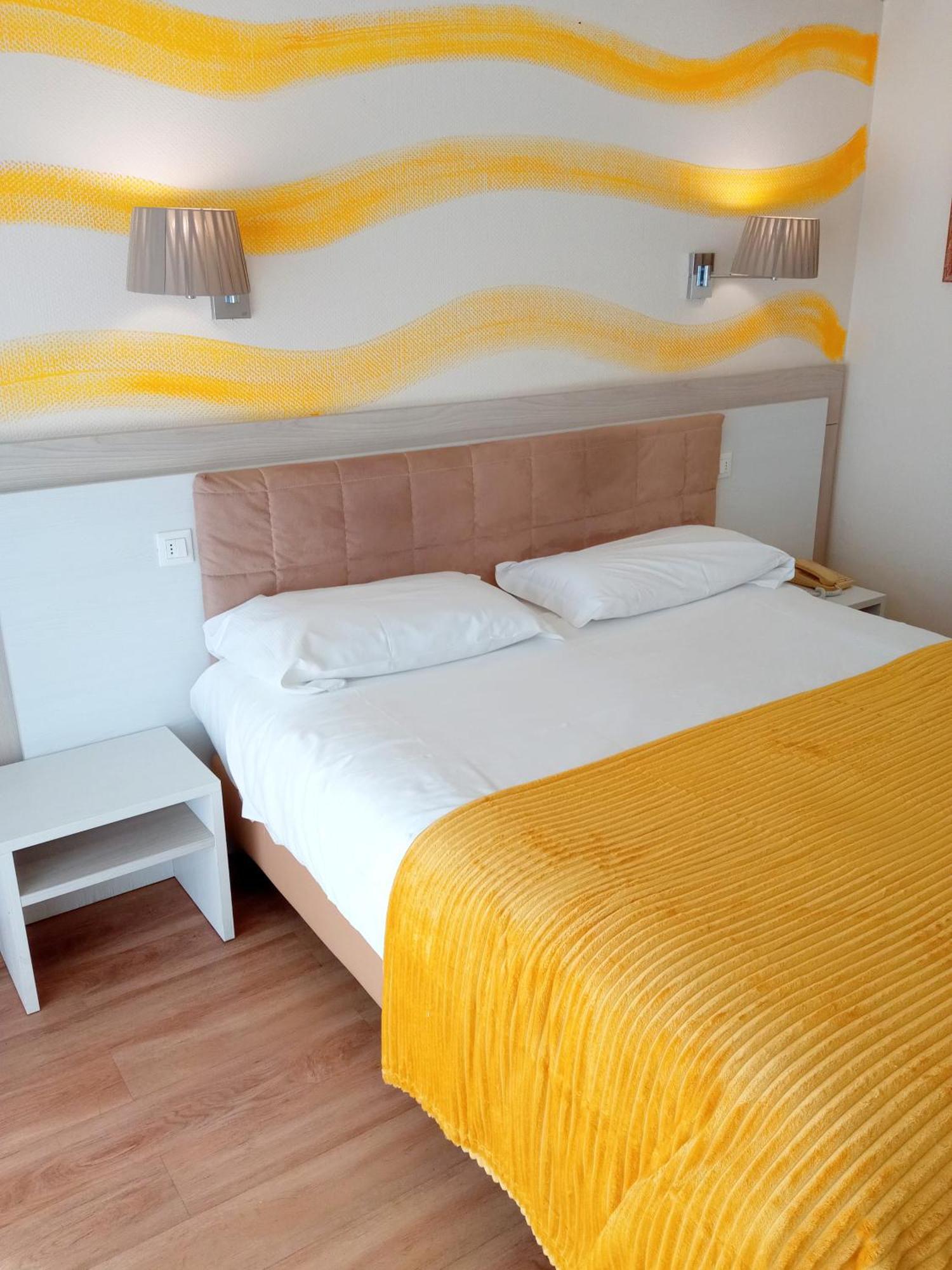 Hotel Le Dauphin Menton Ngoại thất bức ảnh